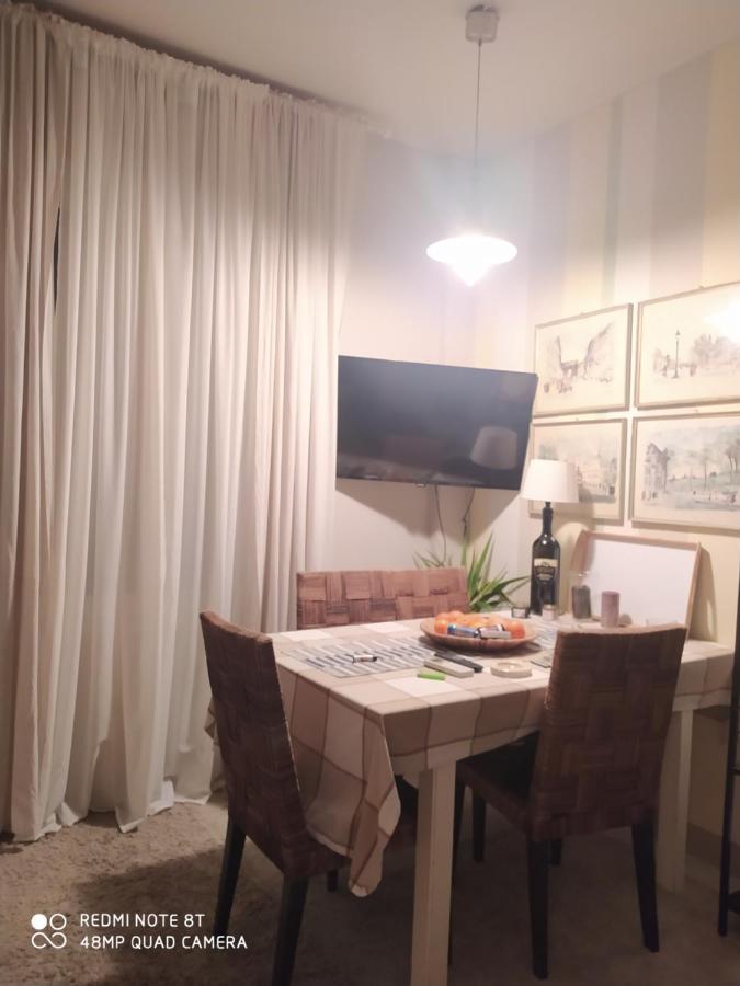 Room In Private Apartment 피렌체 외부 사진